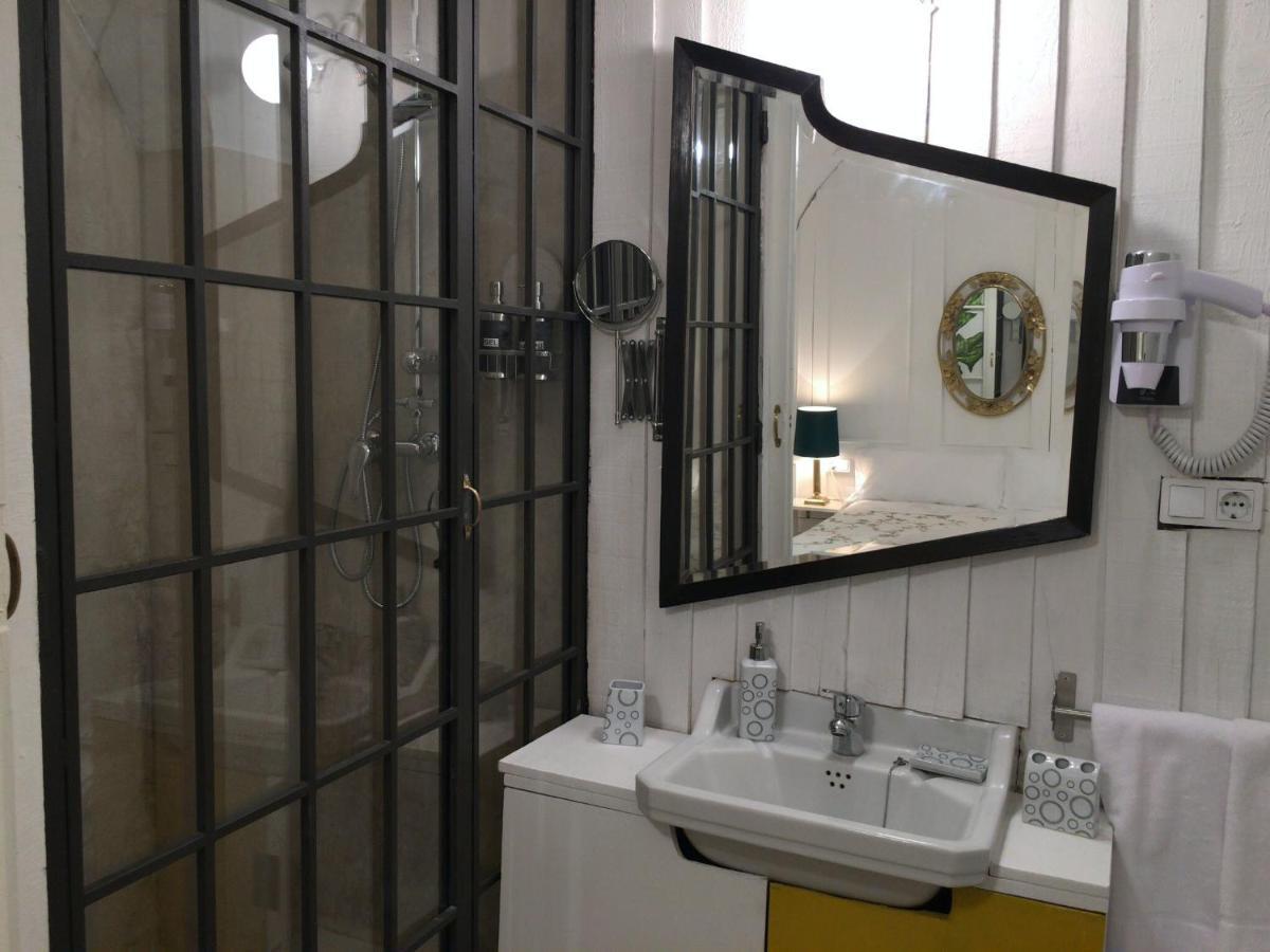 Apartamentos Tukasa Vintage Caces 외부 사진